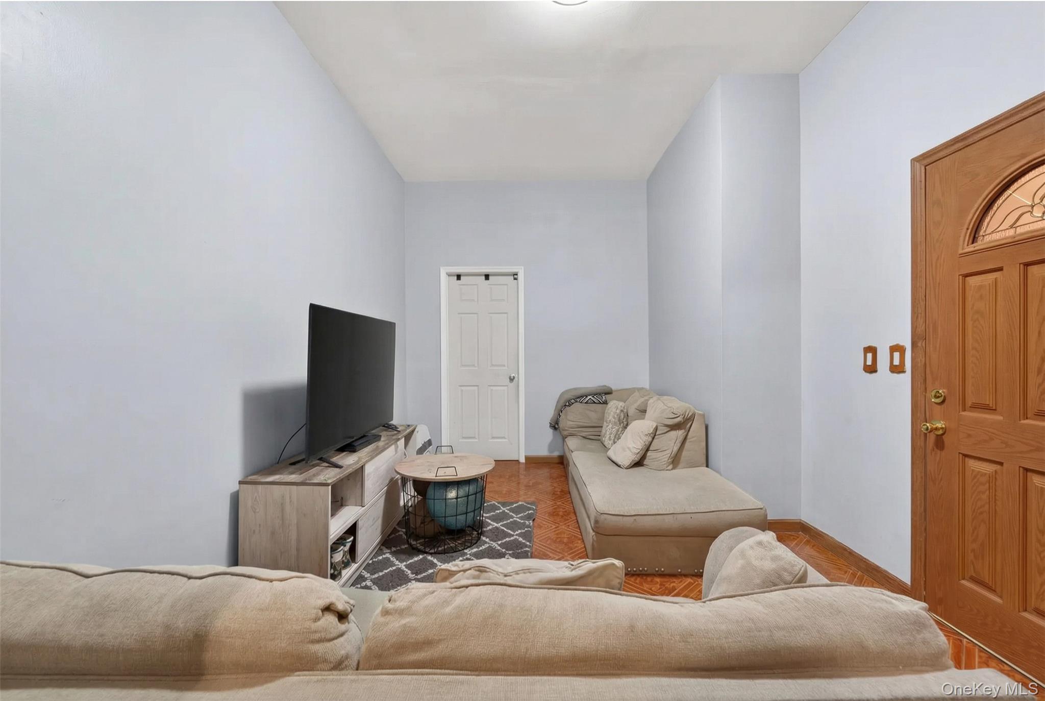 1434 Greene Avenue Property Photo 8