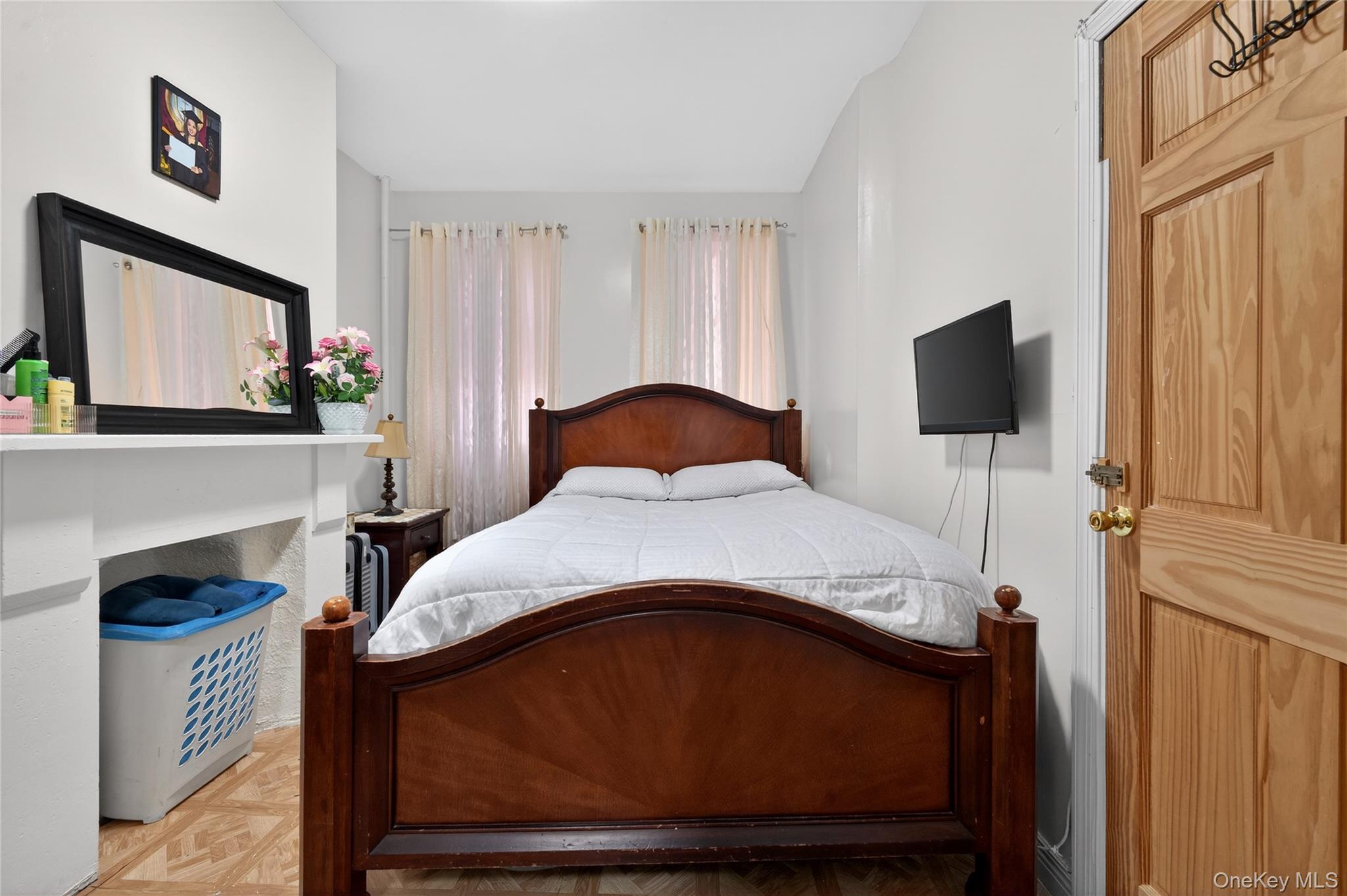 1434 Greene Avenue Property Photo 15