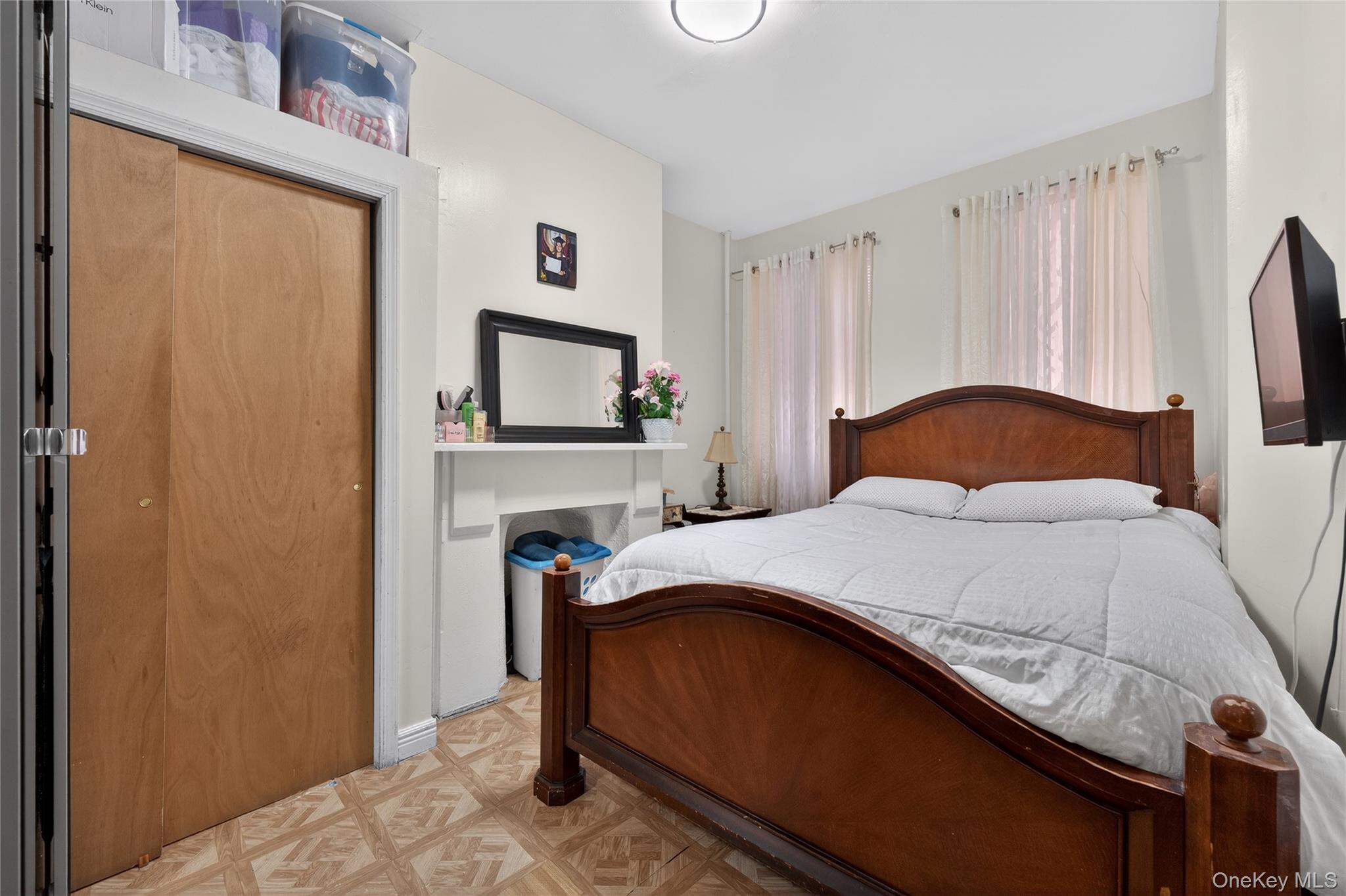 1434 Greene Avenue Property Photo 16