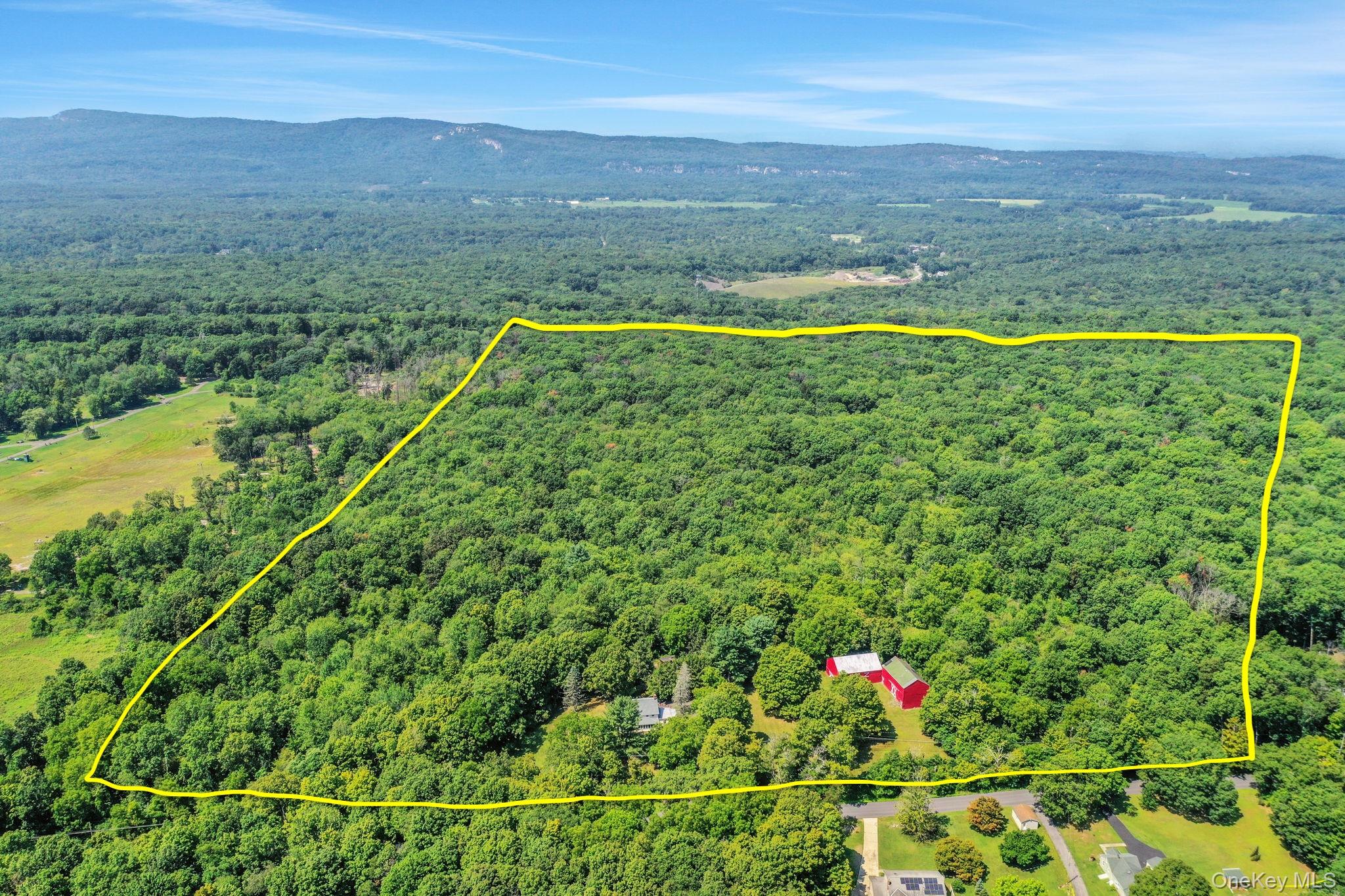 441 N Ohioville Road Property Photo 3