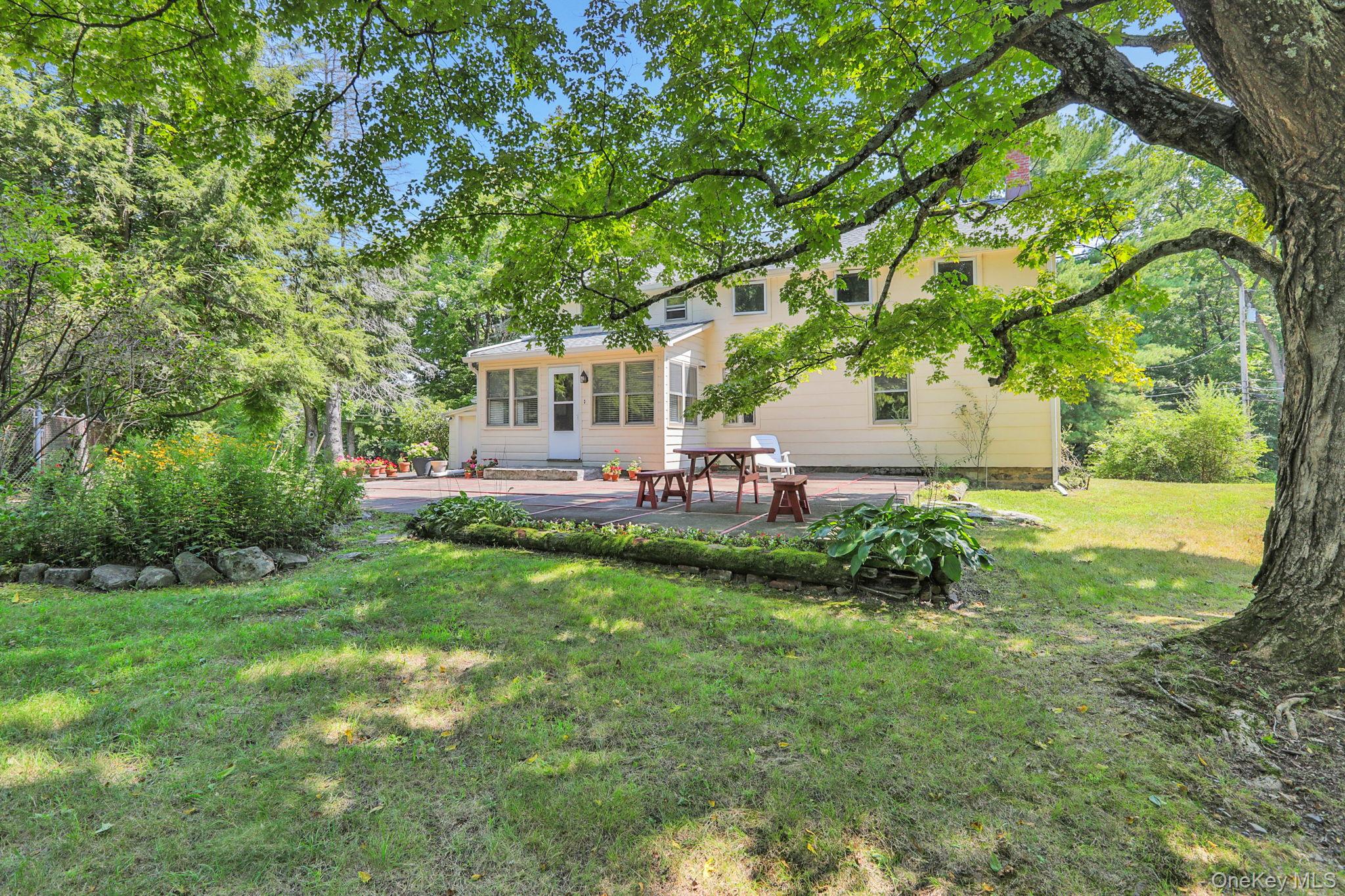 441 N Ohioville Road Property Photo 7