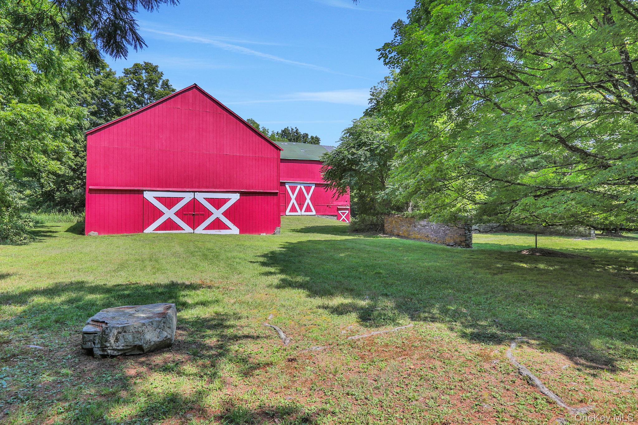 441 N Ohioville Road Property Photo 8