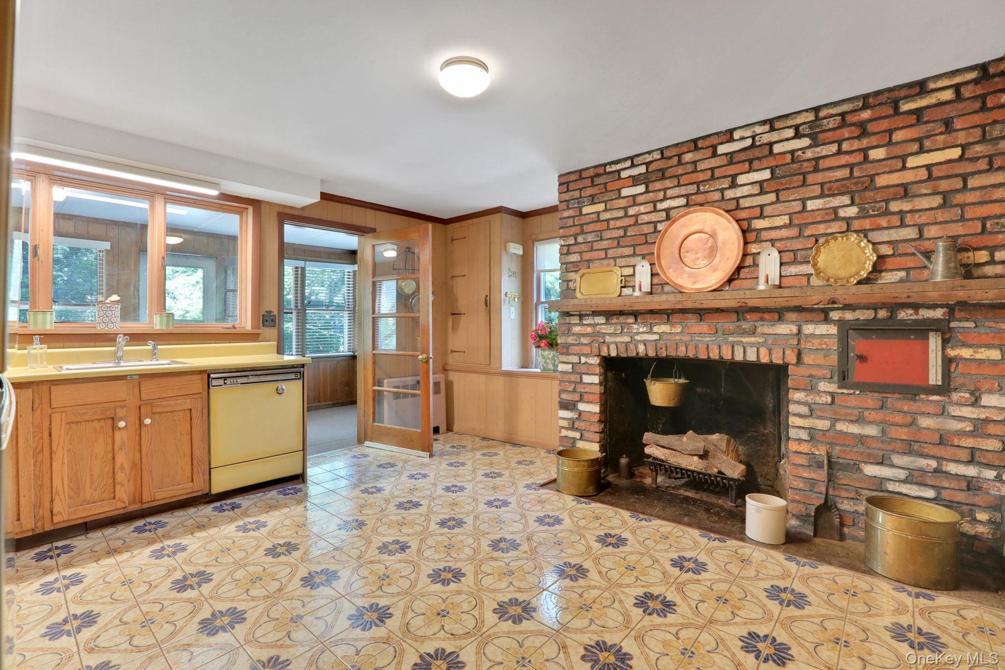 441 N Ohioville Road Property Photo 20