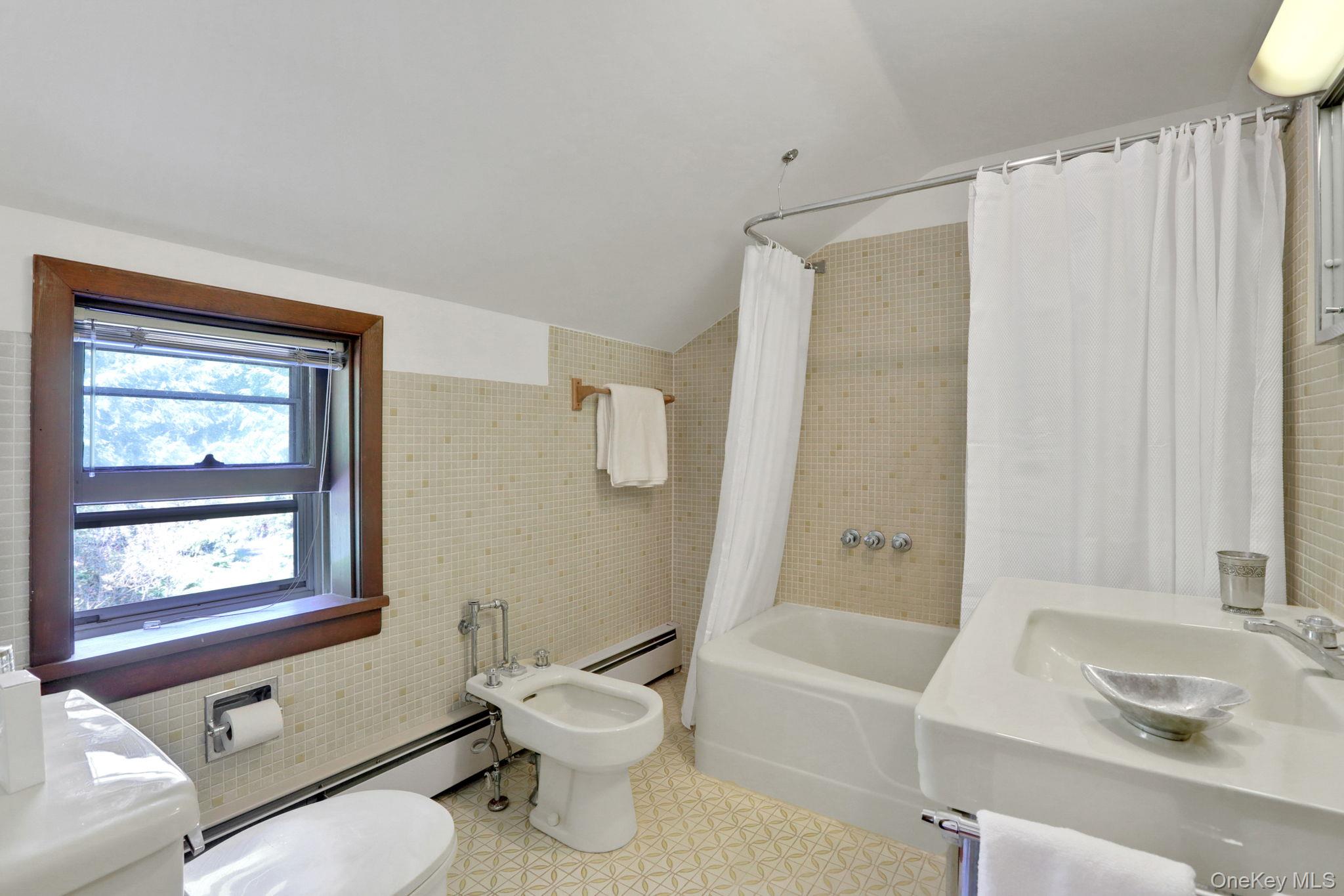 441 N Ohioville Road Property Photo 33