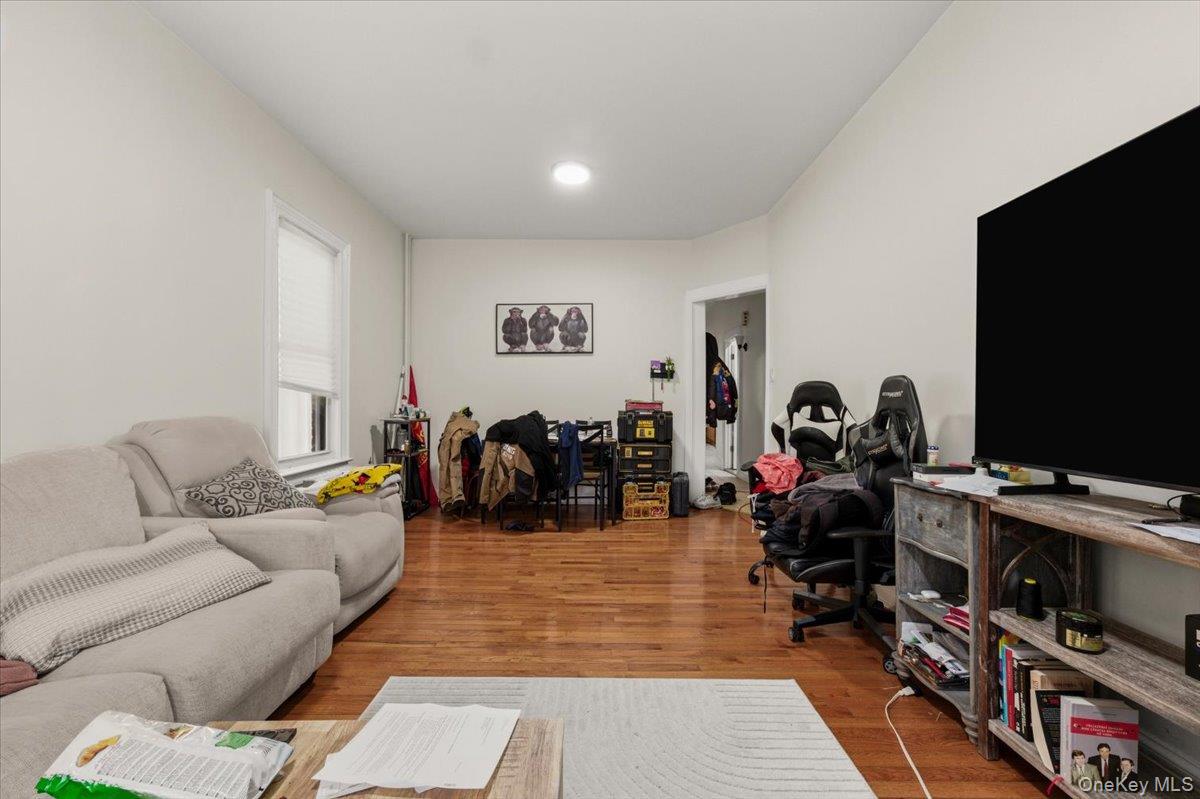 1727 Victor Street Property Photo 21