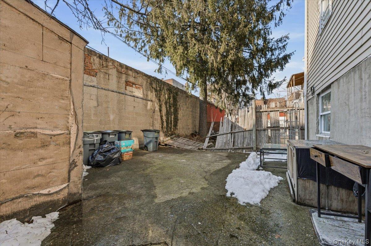 1727 Victor Street Property Photo 27