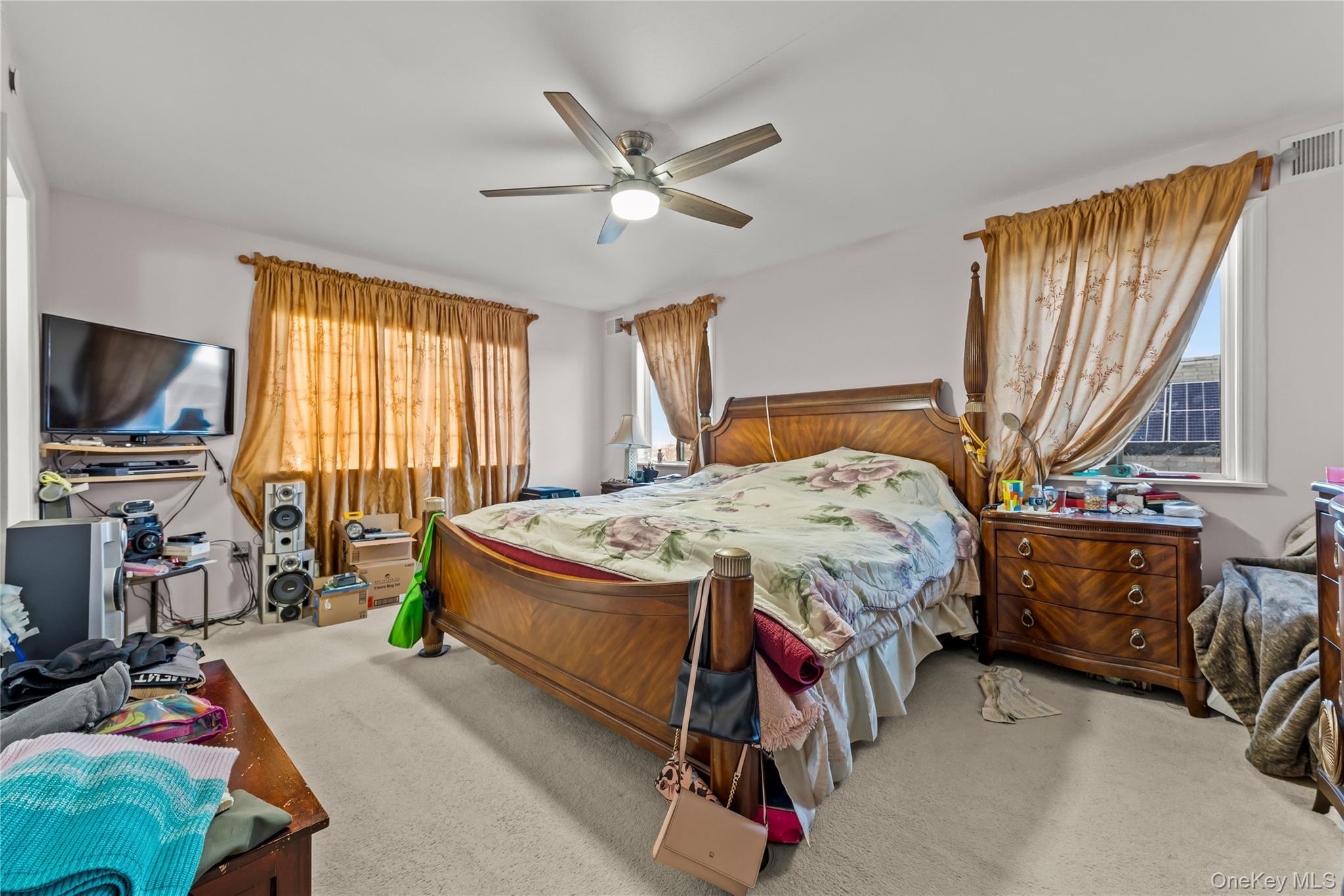 436 Beach 37th Street Property Photo 15