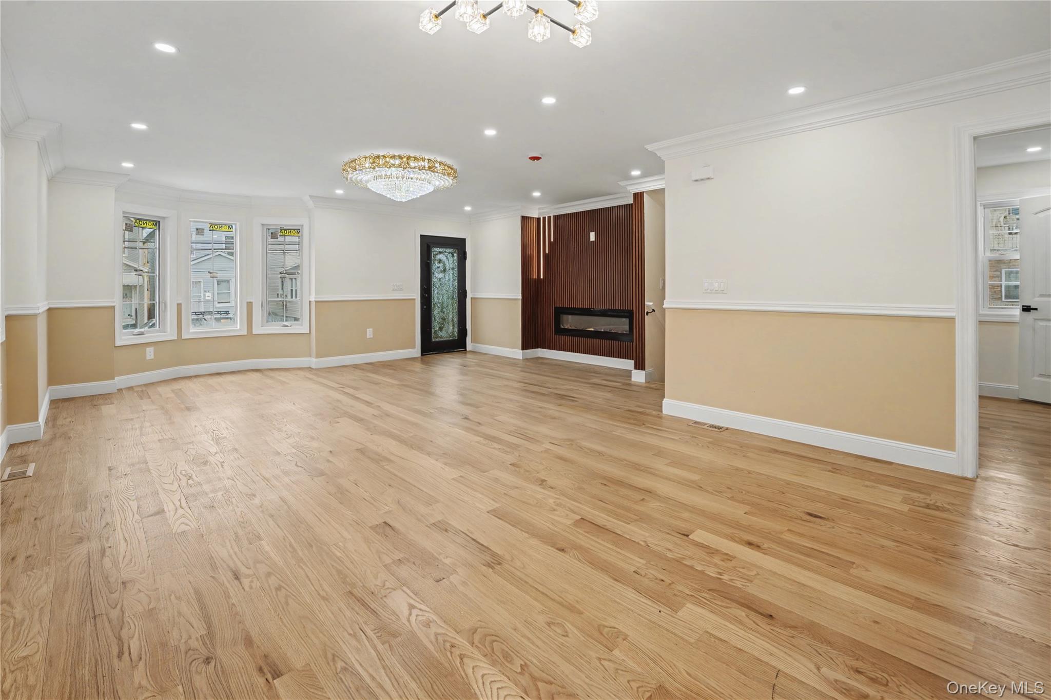 16118 122nd Avenue Property Photo 11