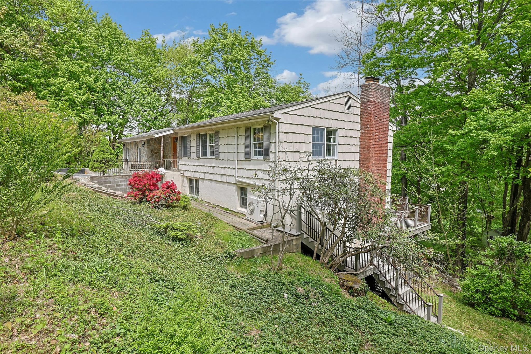 41 Osceola Avenue Property Photo 2