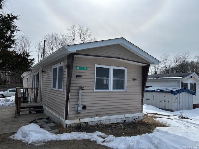 107 Floyd Ackert Rd 3