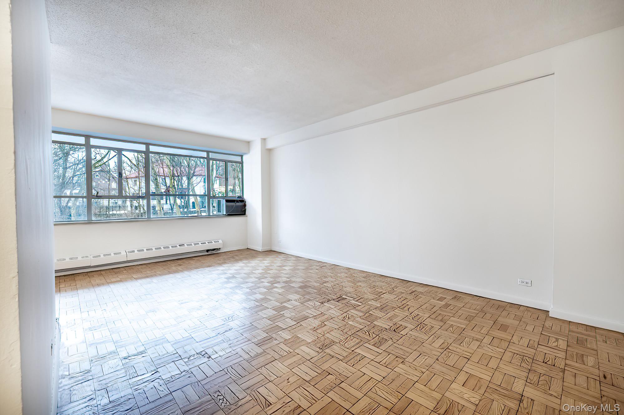 2727 Palisade Avenue 5a Property Photo 4