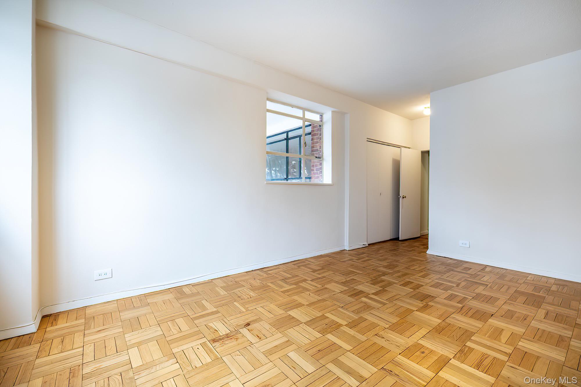 2727 Palisade Avenue 5a Property Photo 9