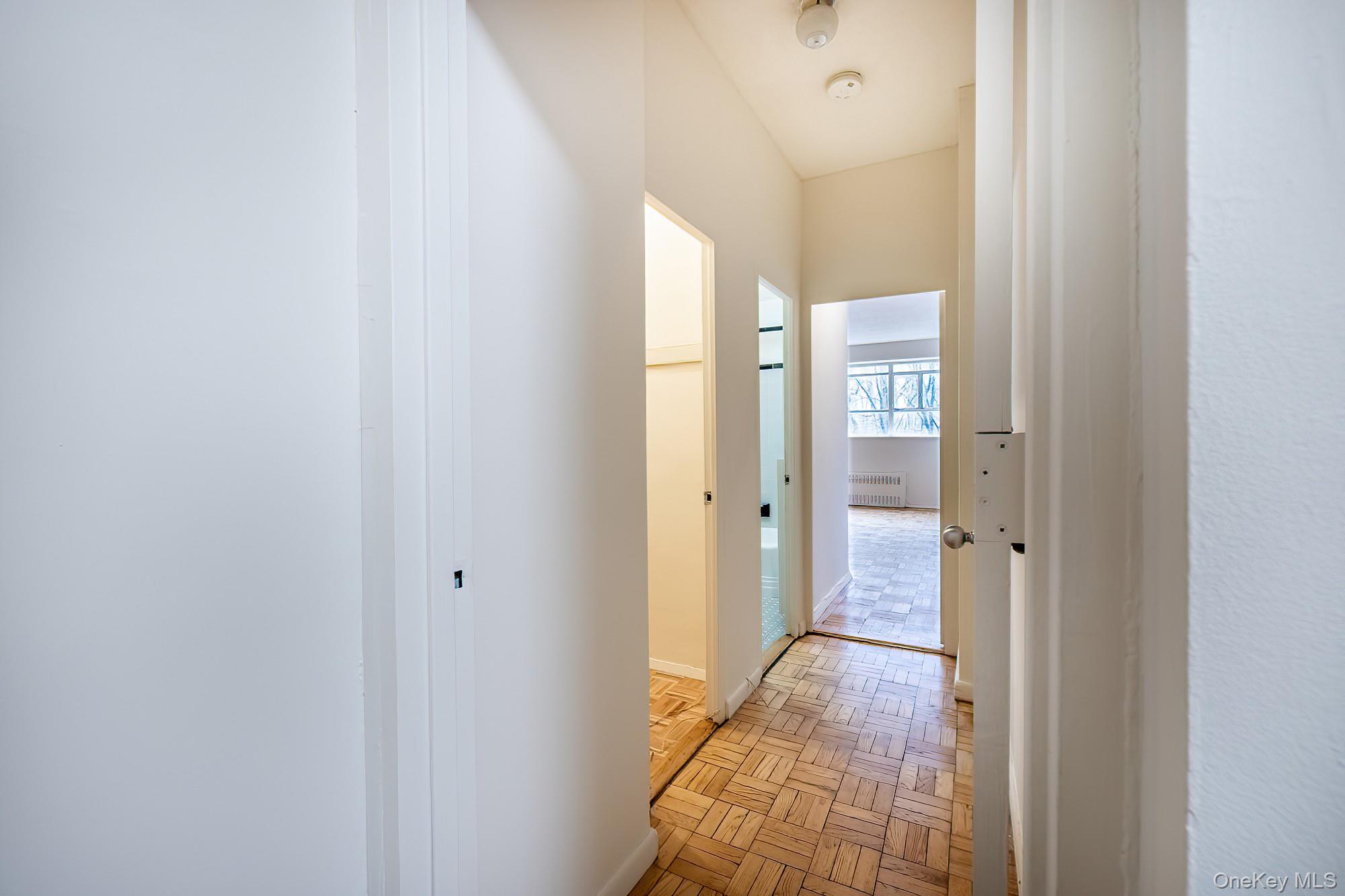 2727 Palisade Avenue 5a Property Photo 13