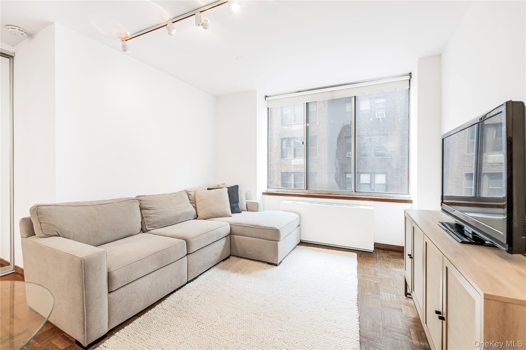 420 E 58th Street 11c Property Photo 13