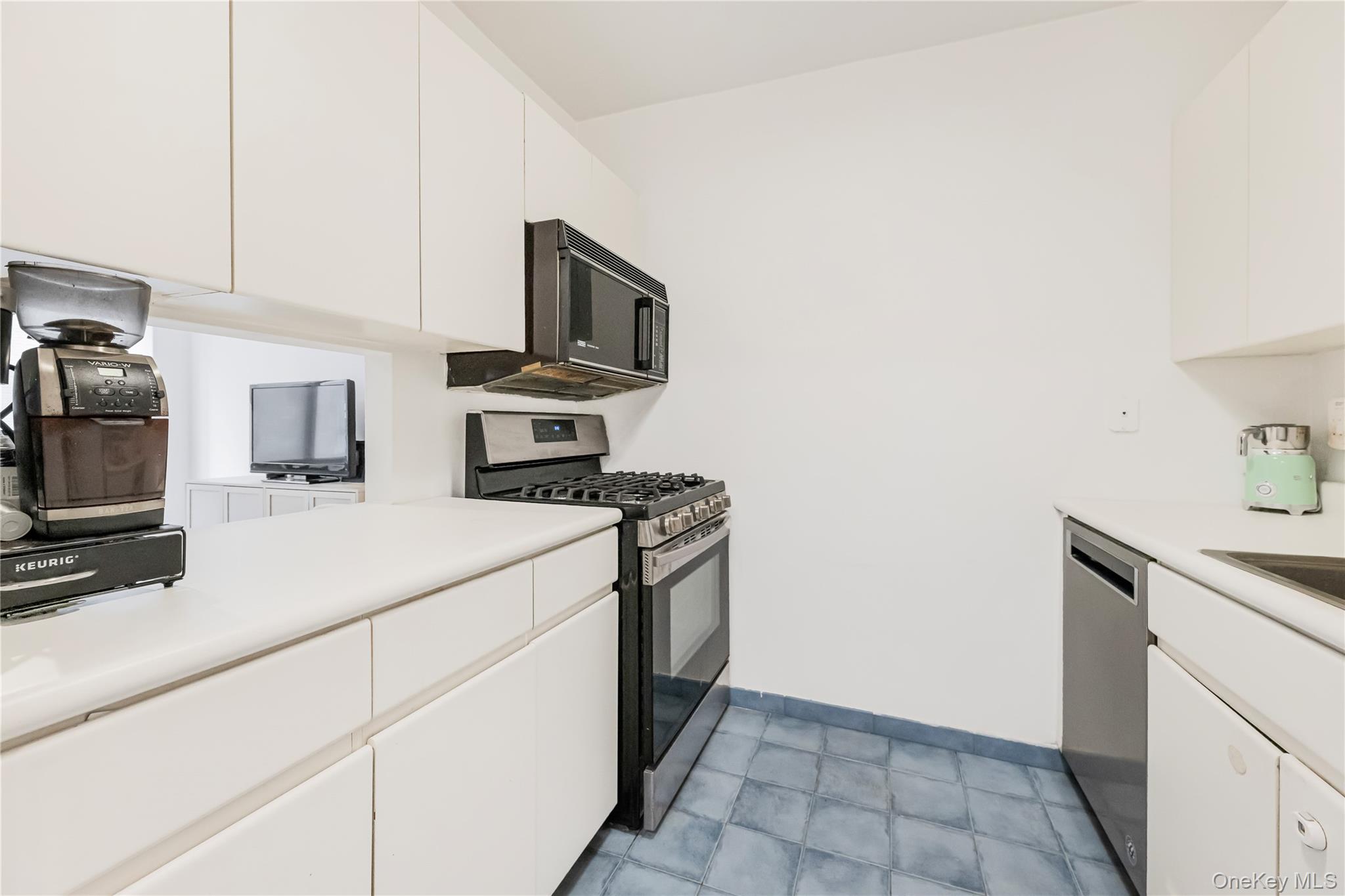 420 E 58th Street 11c Property Photo 16