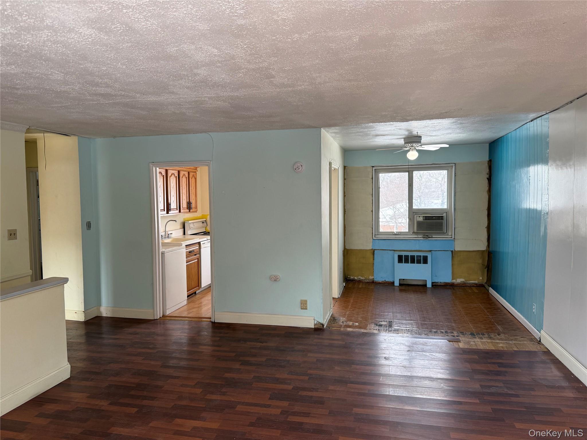 13-16 212th Street Upper Property Photo 2