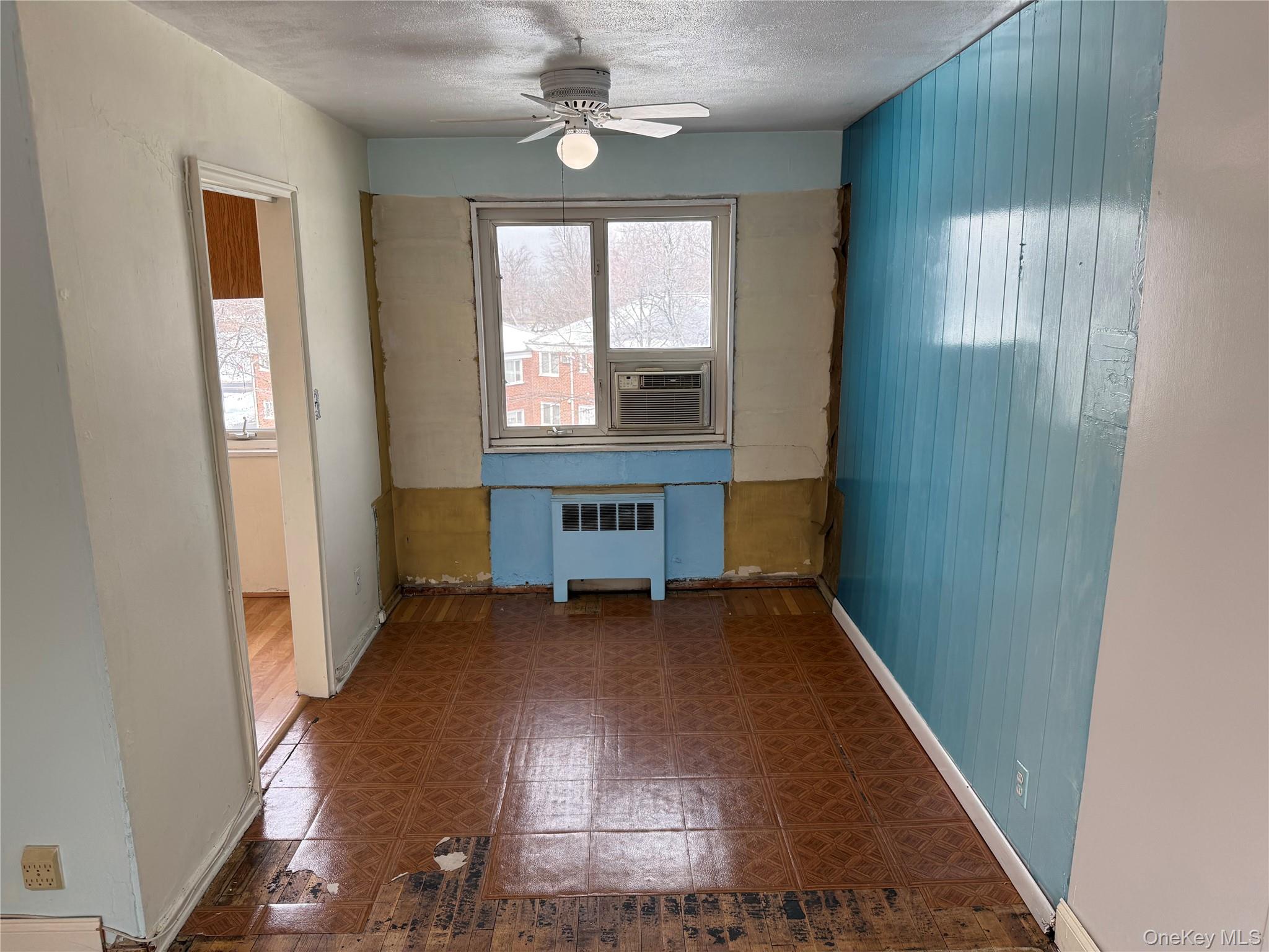 13-16 212th Street Upper Property Photo 3