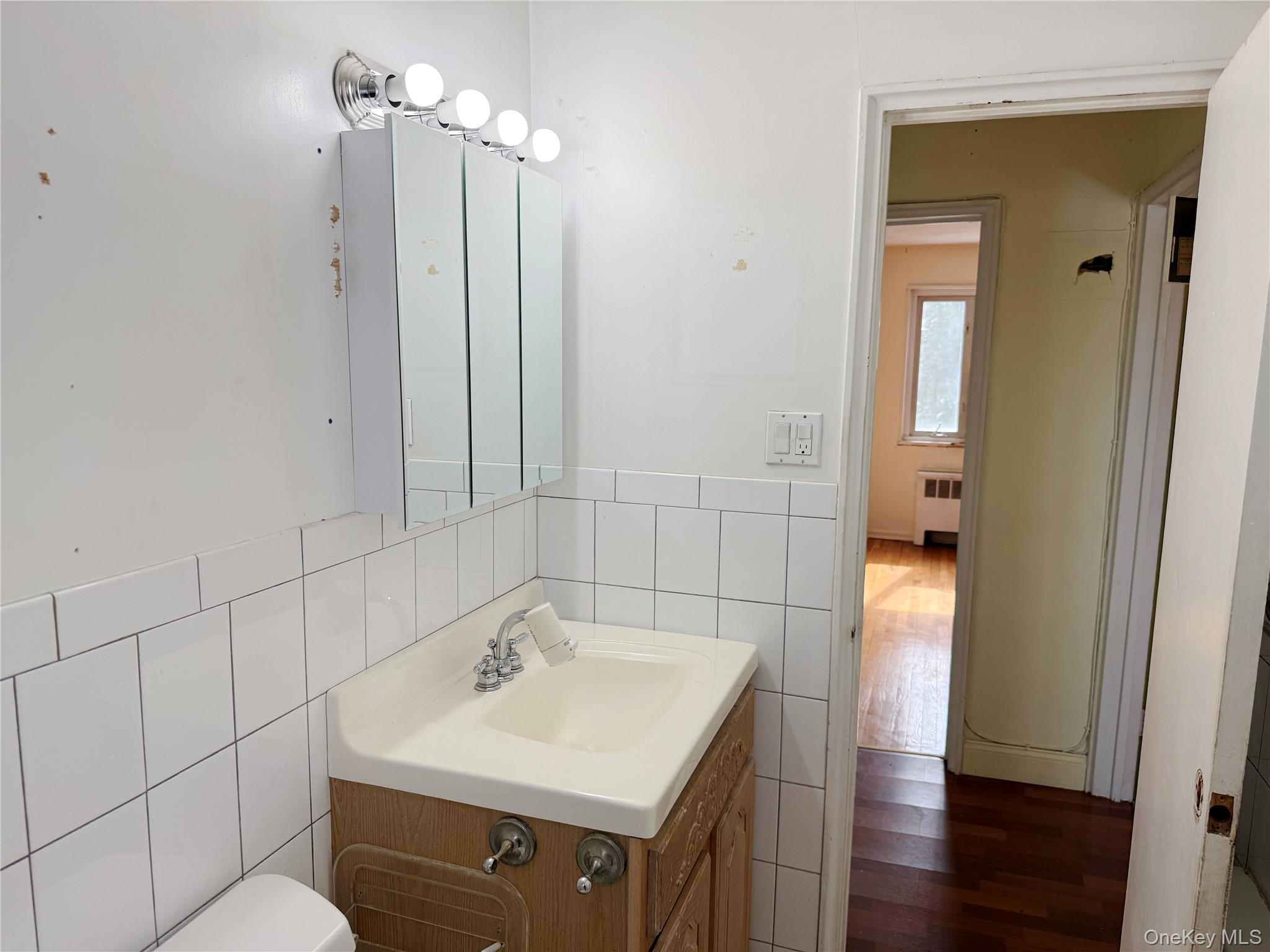 13-16 212th Street Upper Property Photo 12