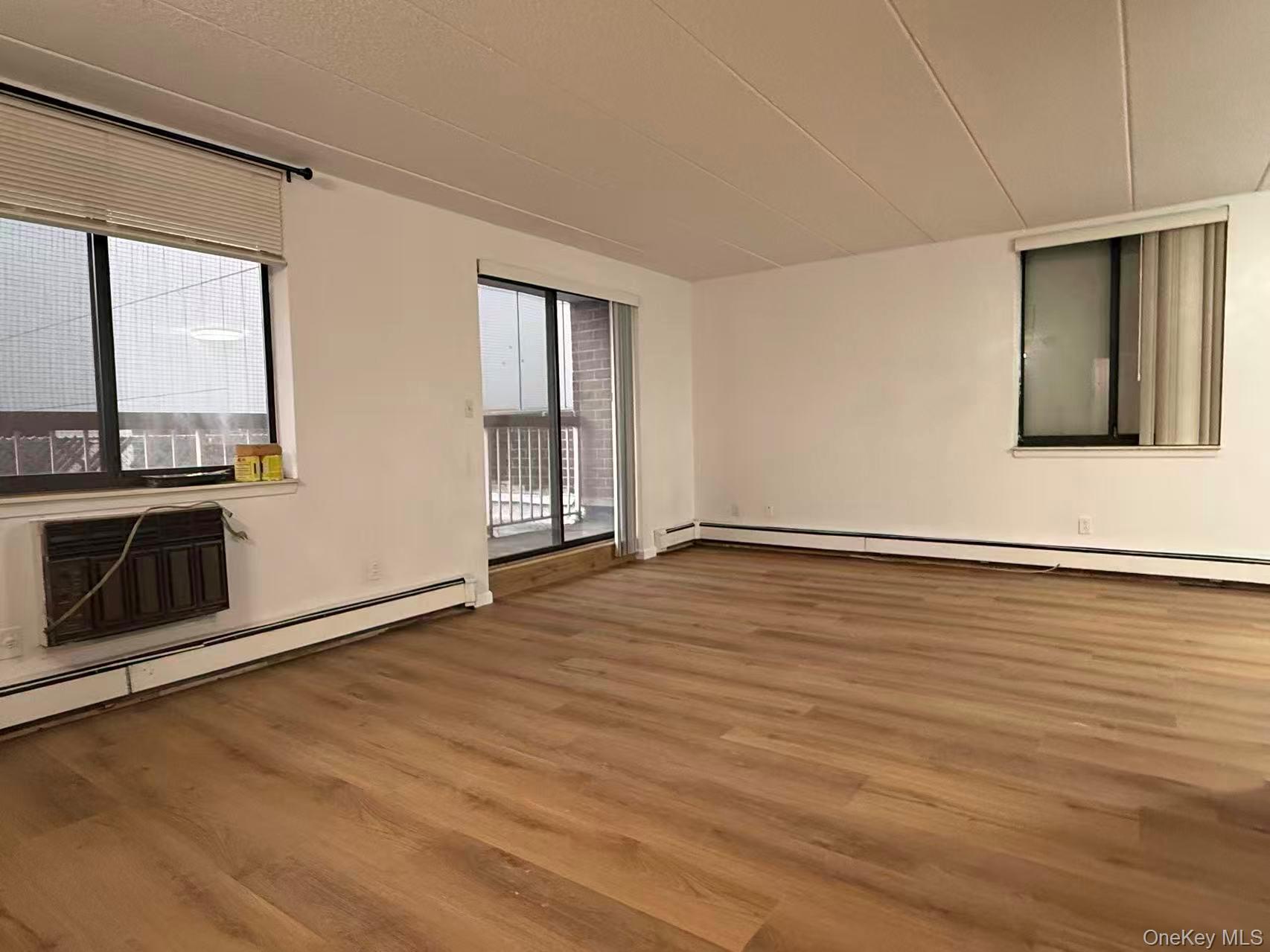136-24 Maple Avenue 3b Property Photo 4