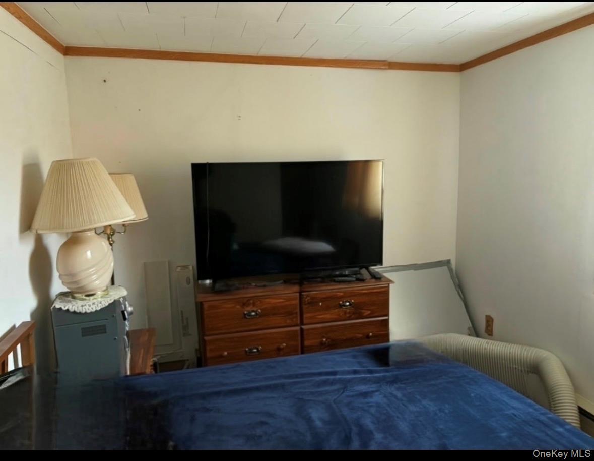 33 Lakewood Avenue Property Photo 9