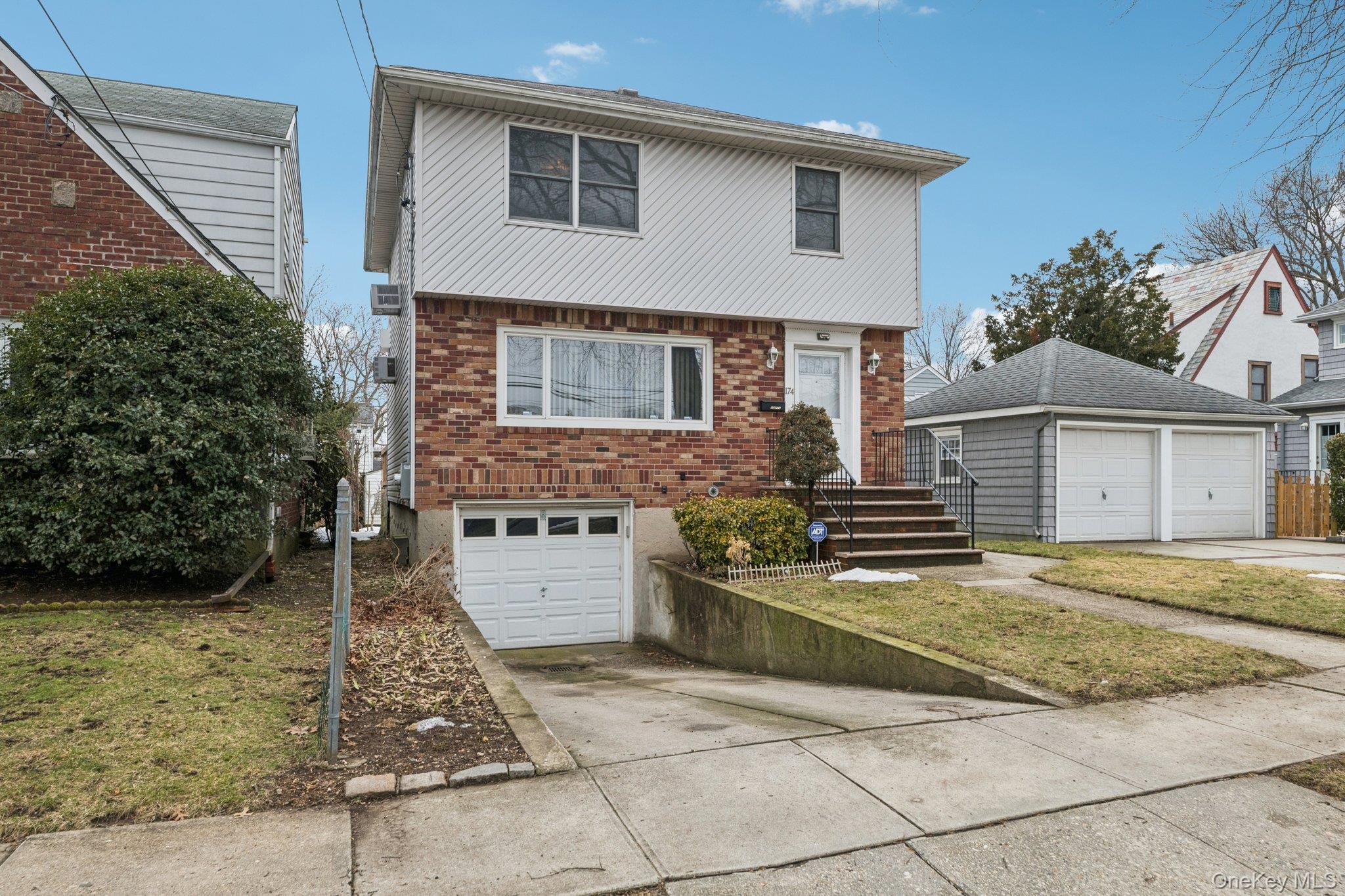 174 Bellmore Street Property Photo 2