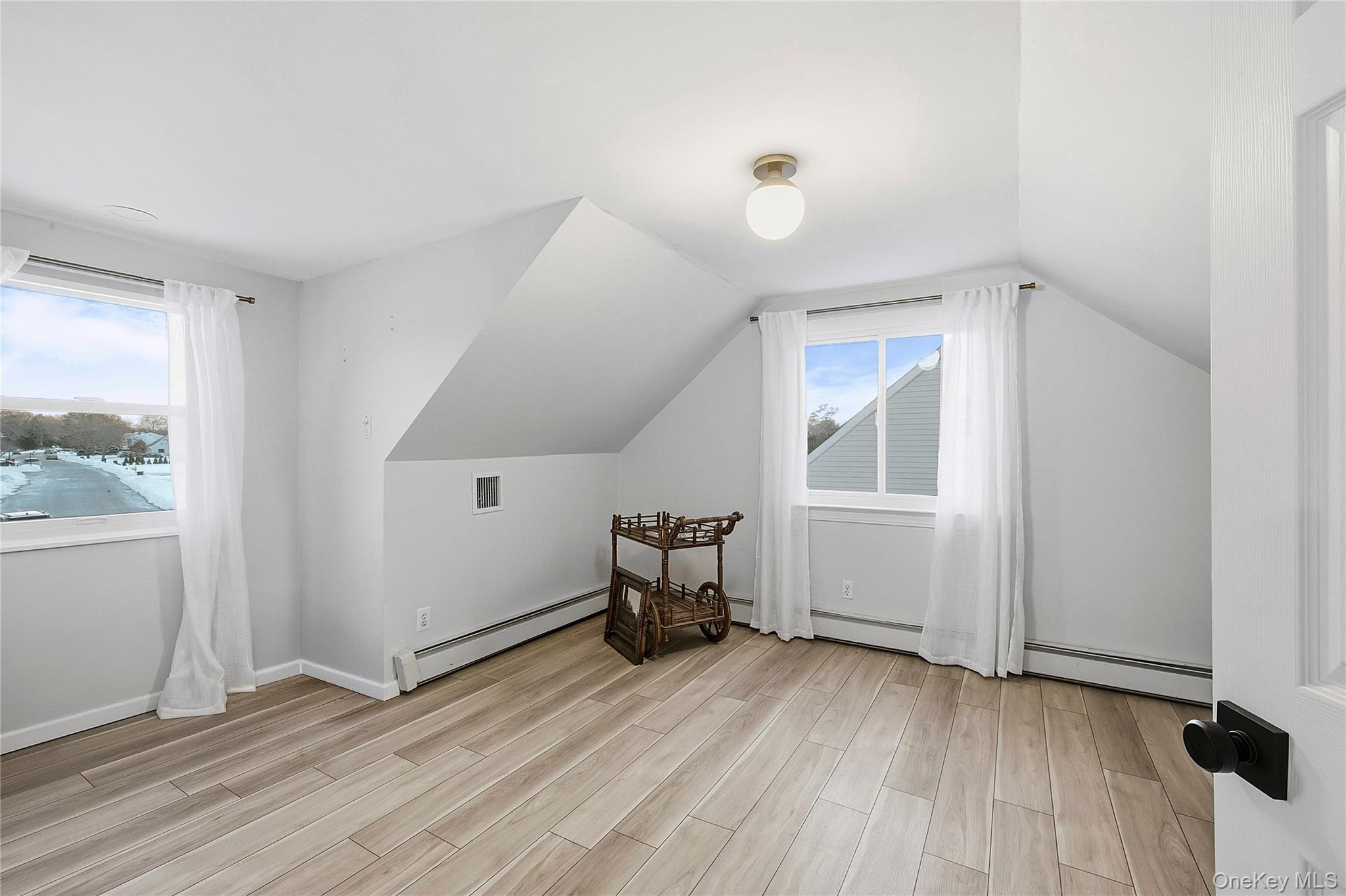 7 Woodbrook Drive Property Photo 13