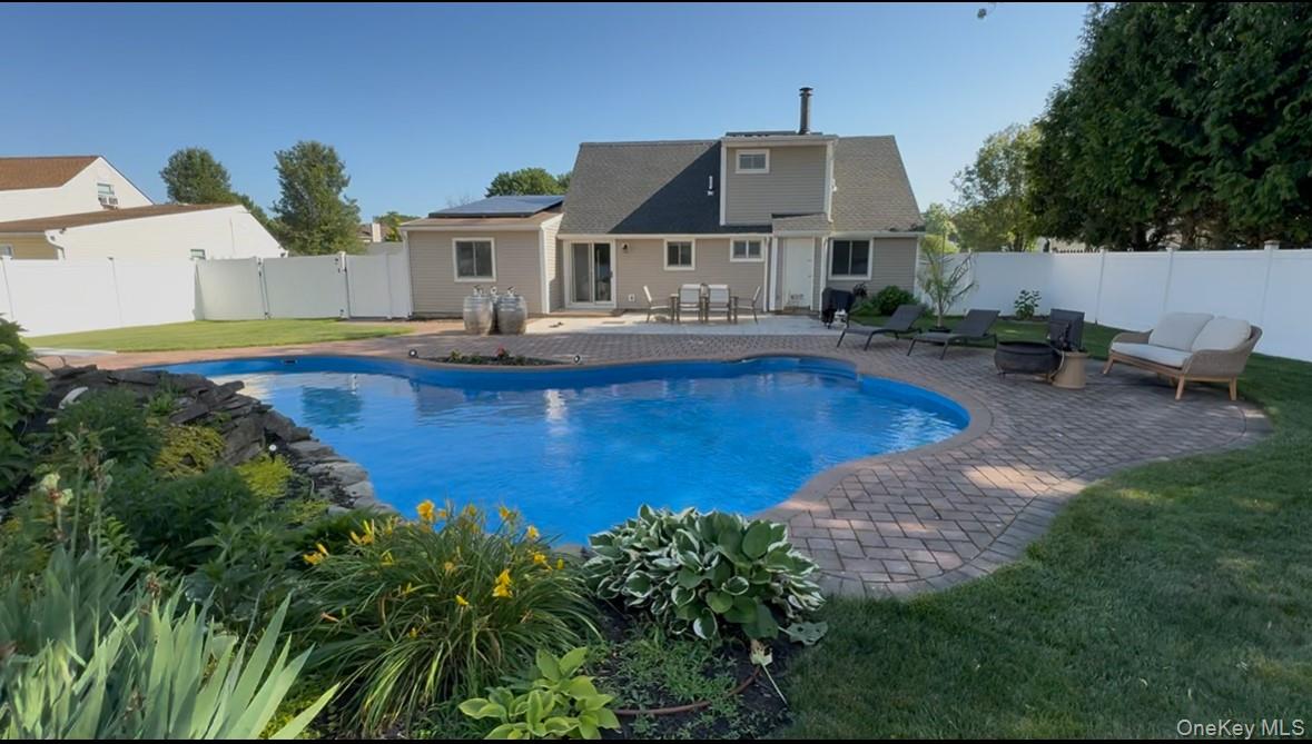 7 Woodbrook Drive Property Photo 19