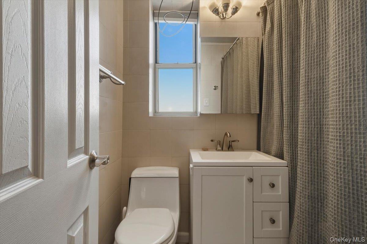 485 Bronx River Road A23 Property Photo 7