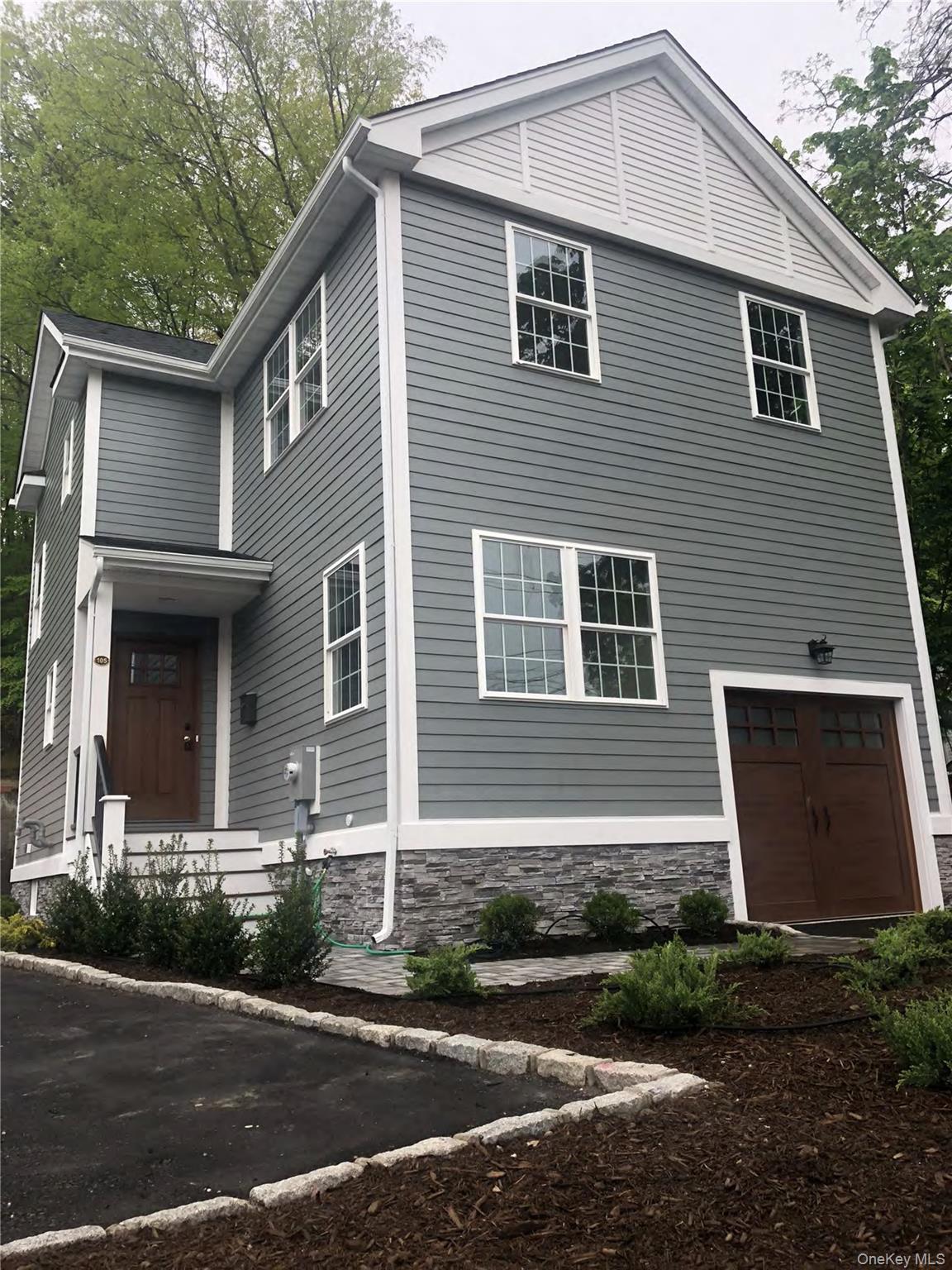 105 Liberty Avenue Property Photo 2