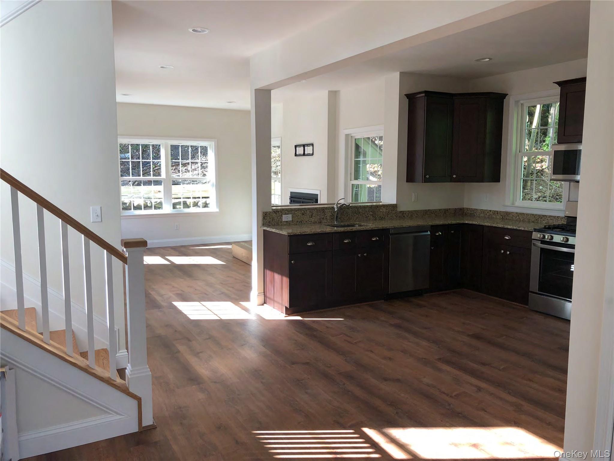 105 Liberty Avenue Property Photo 20