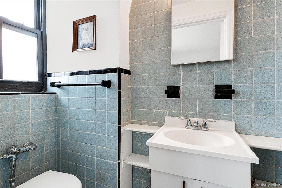 98-120 Queens Boulevard 5d Property Photo 28