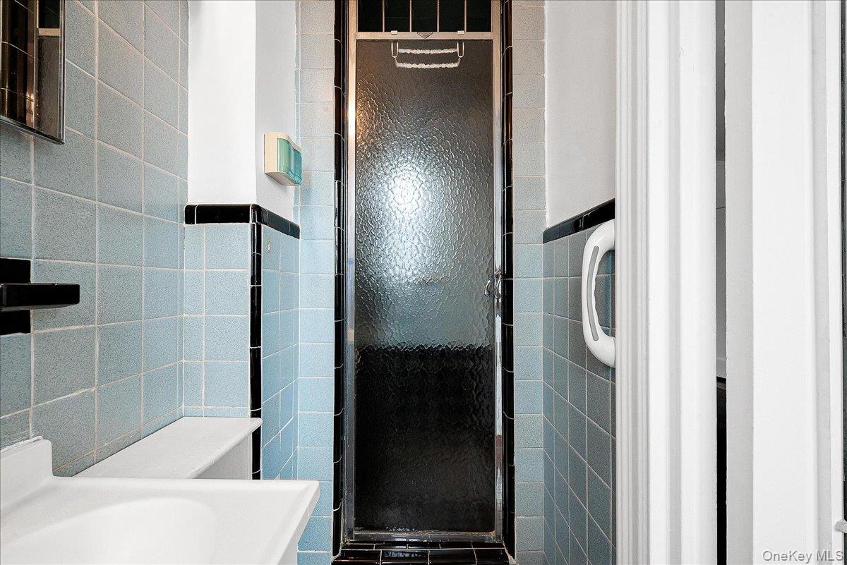 98-120 Queens Boulevard 5d Property Photo 29