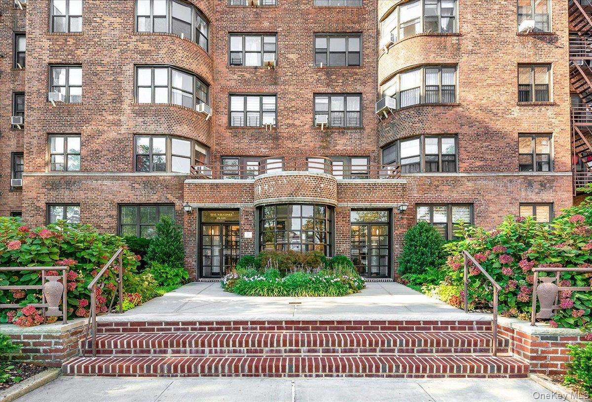 98-120 Queens Boulevard 5d Property Photo 30