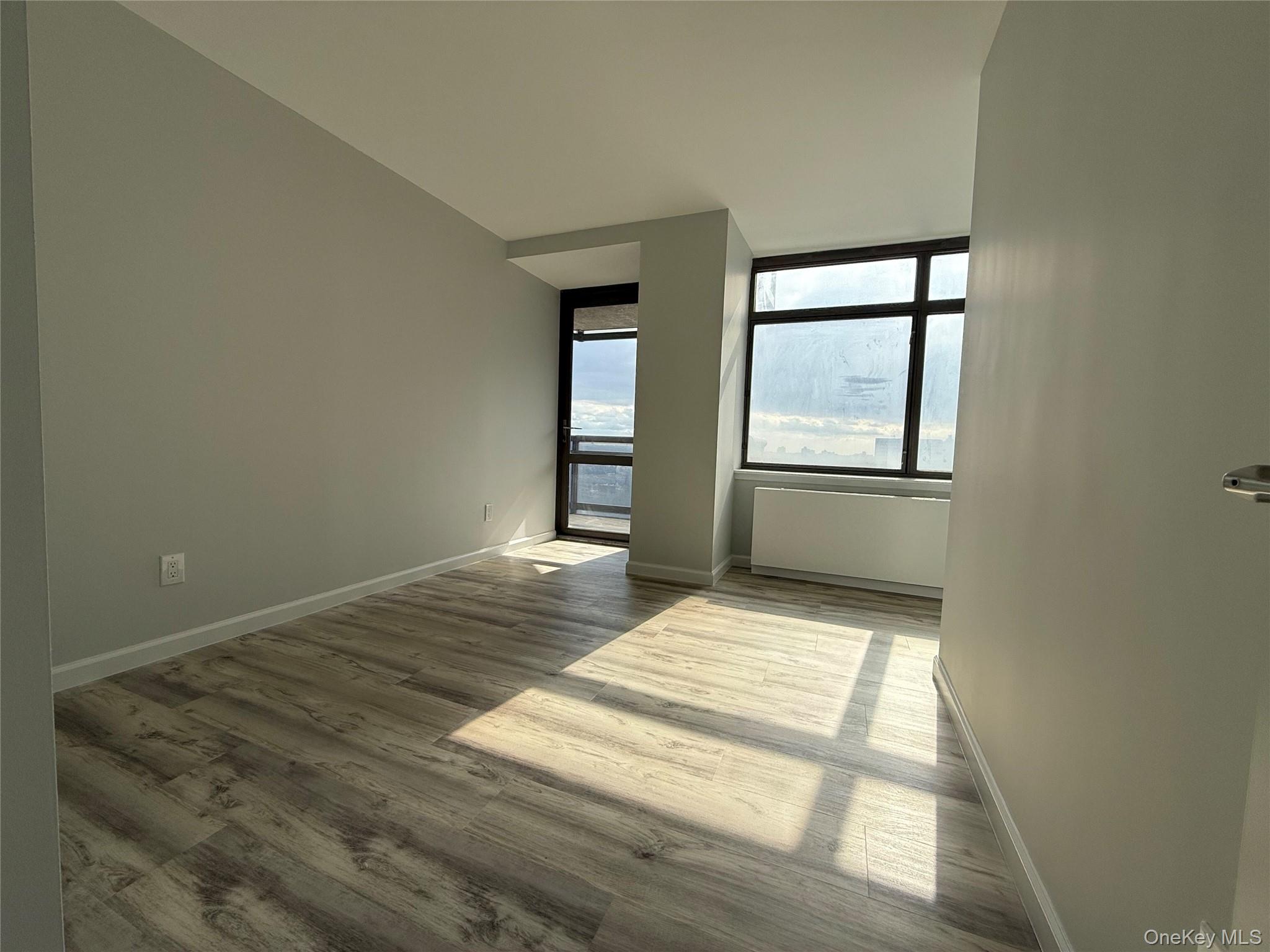 11201 Queens Boulevard 18b Property Photo 9