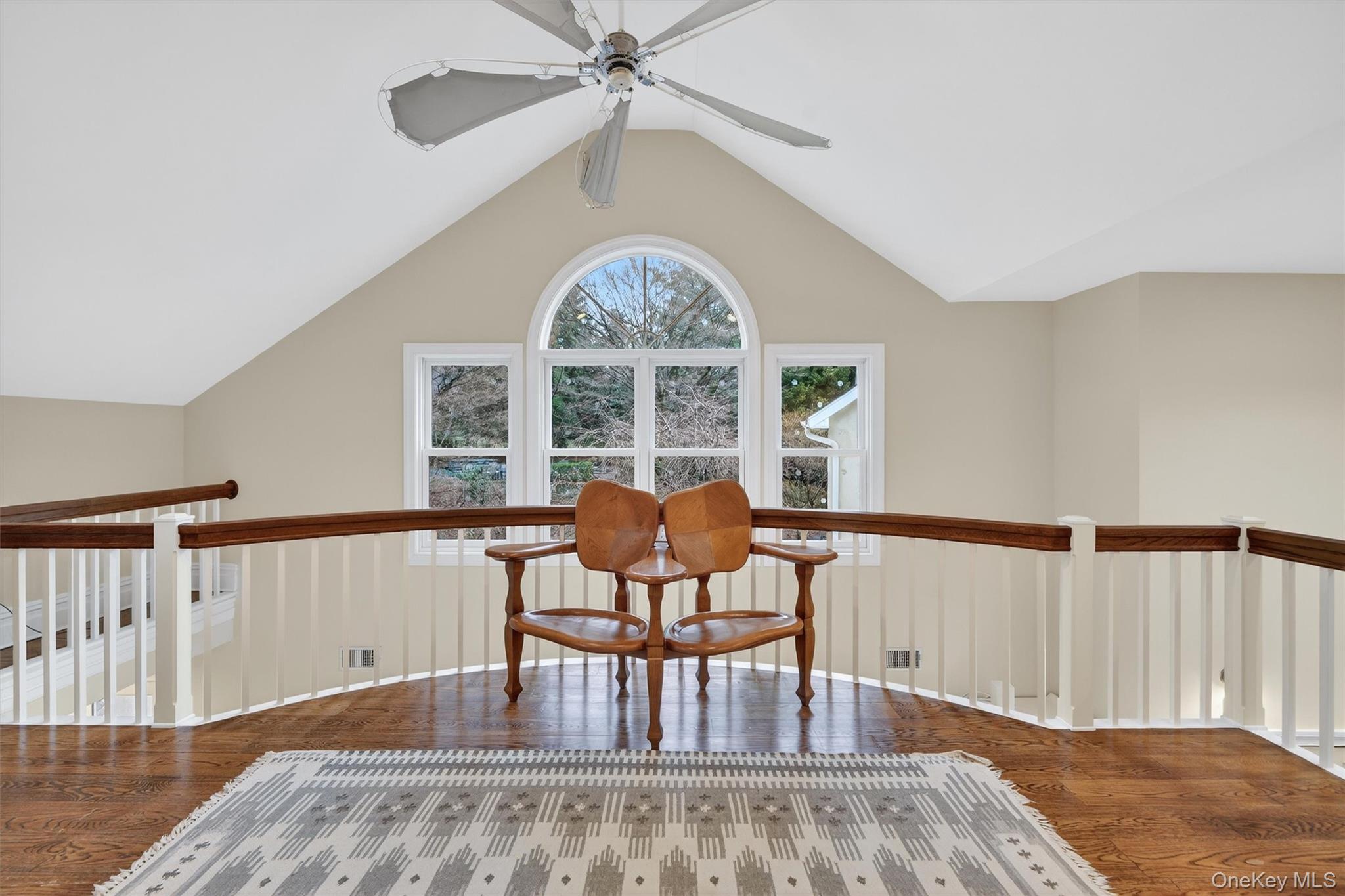 6 W Sunnyside Lane Property Photo 19