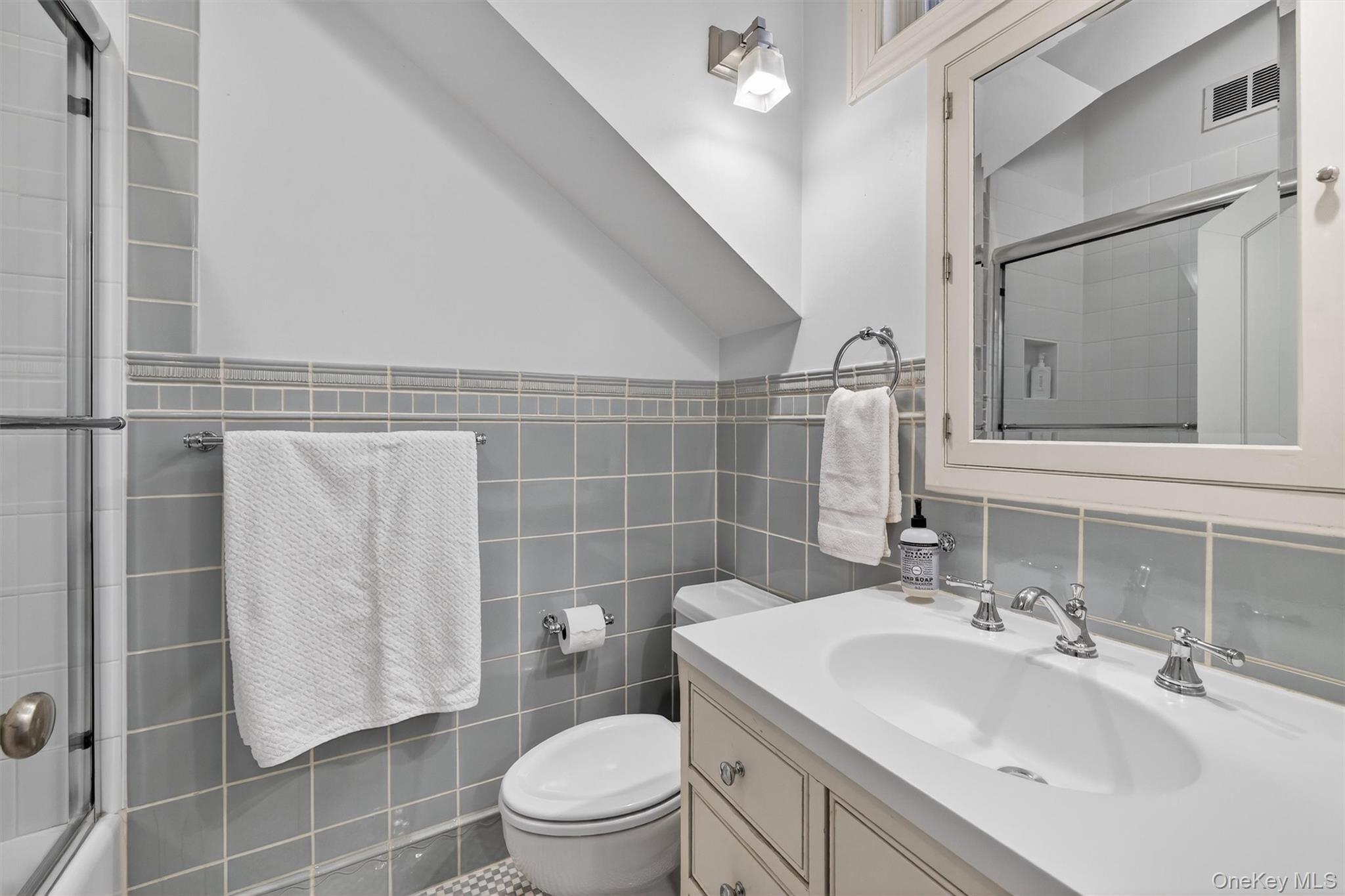 6 W Sunnyside Lane Property Photo 25