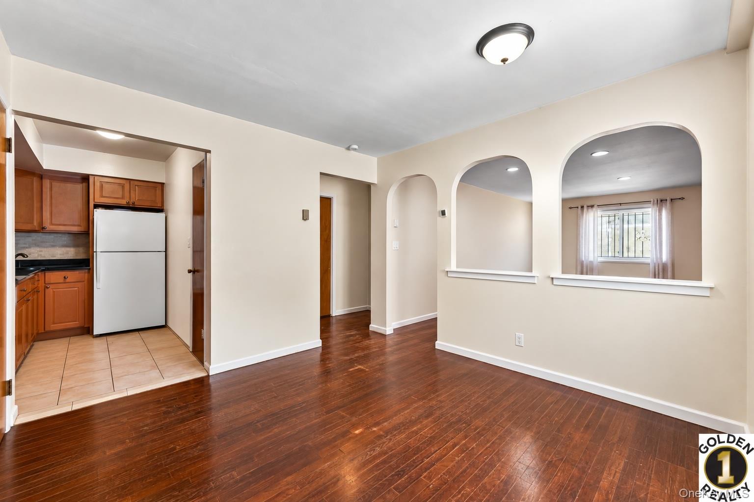 1665 156th Street Property Photo 15