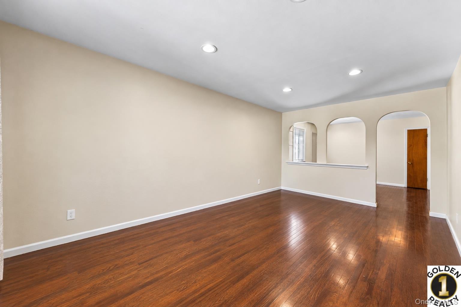 1665 156th Street Property Photo 17