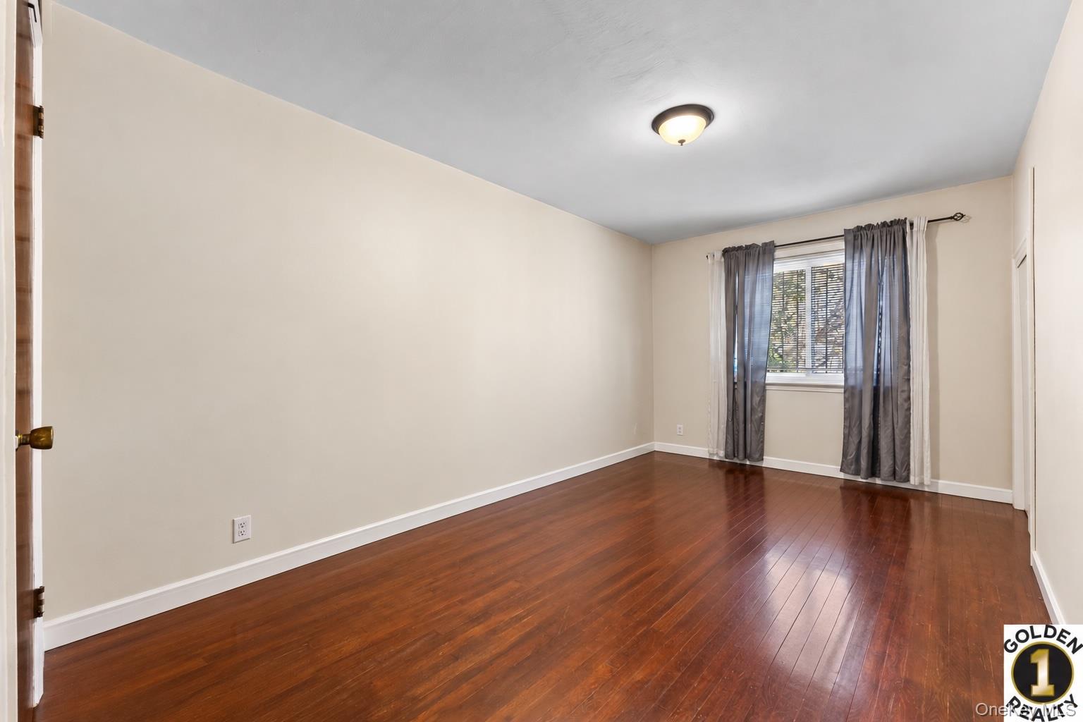 1665 156th Street Property Photo 19