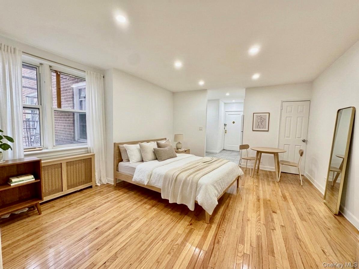 144-35 Sanford Avenue 2C Property Photo 1