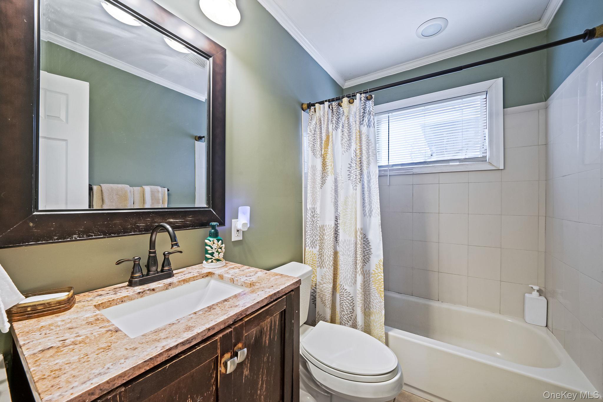 24 Lantern Street Property Photo 11