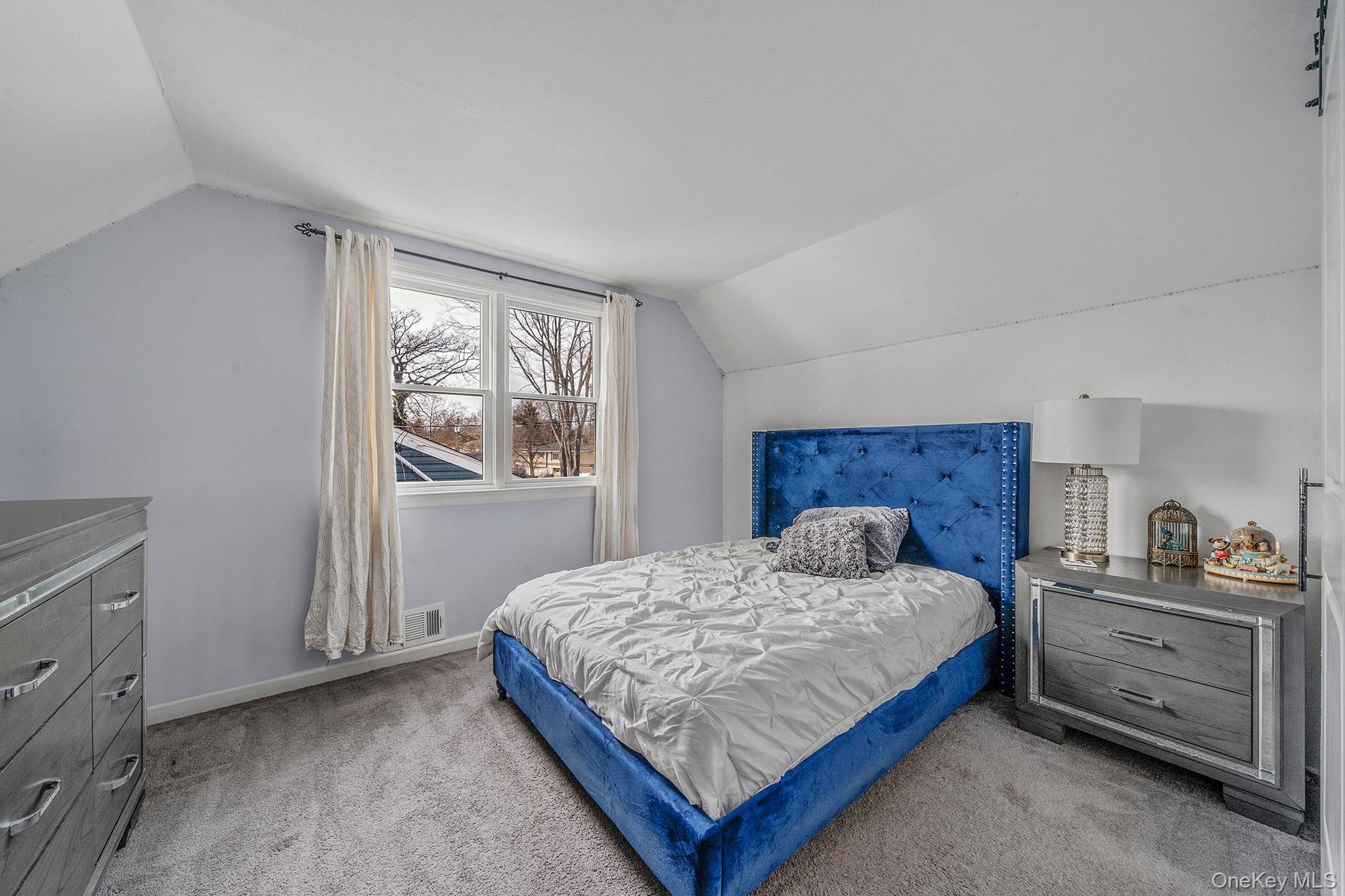 24 Lantern Street Property Photo 12