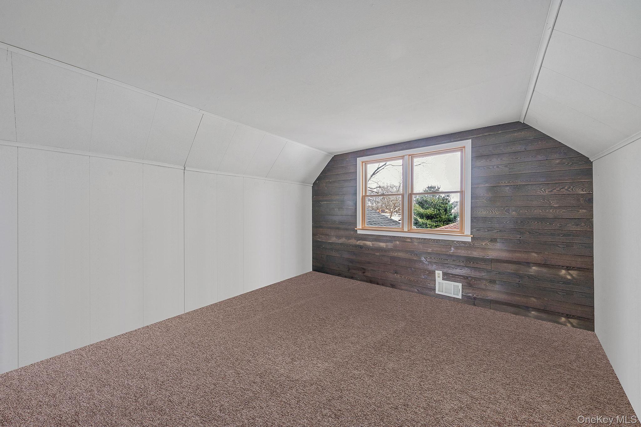 24 Lantern Street Property Photo 13