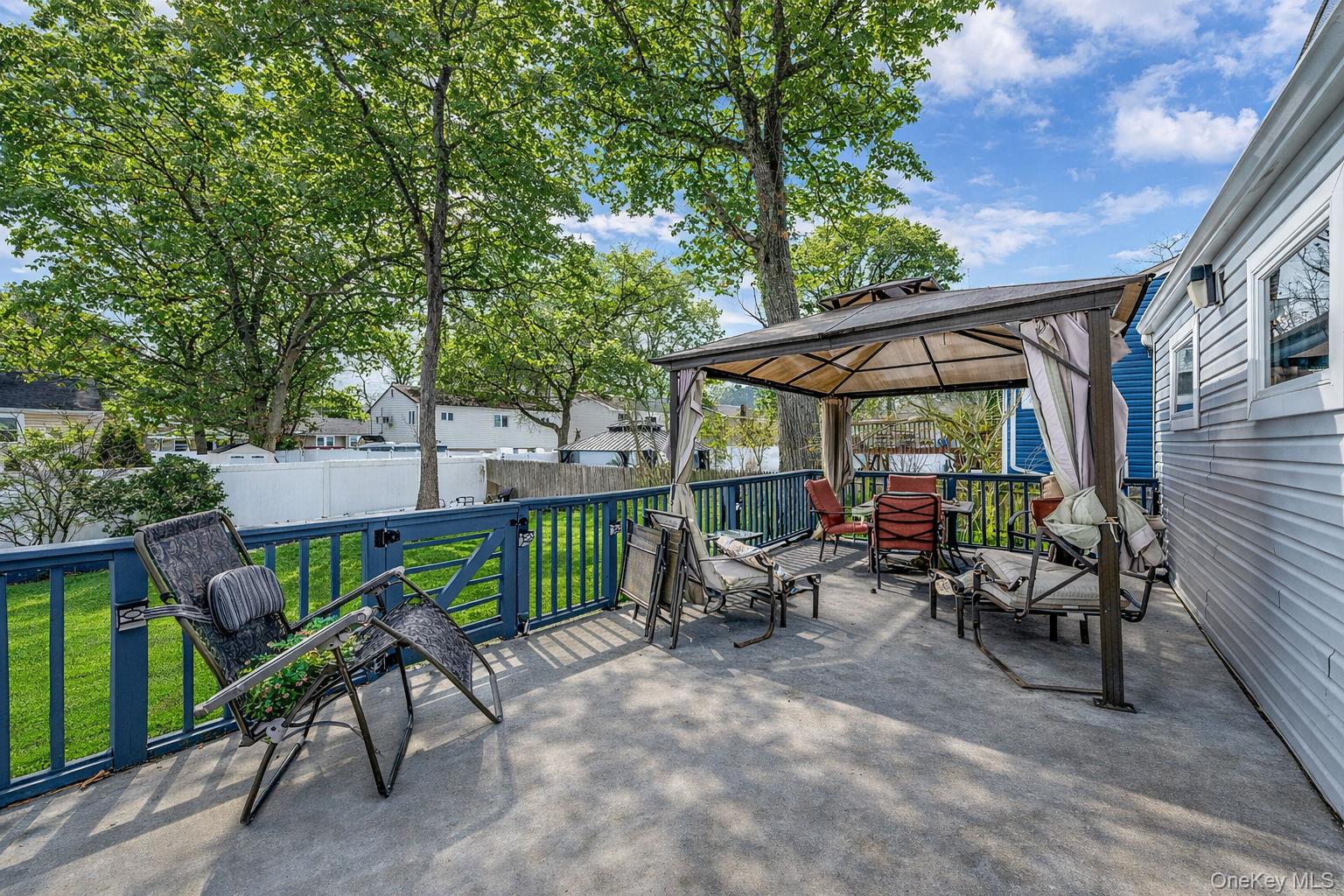24 Lantern Street Property Photo 18