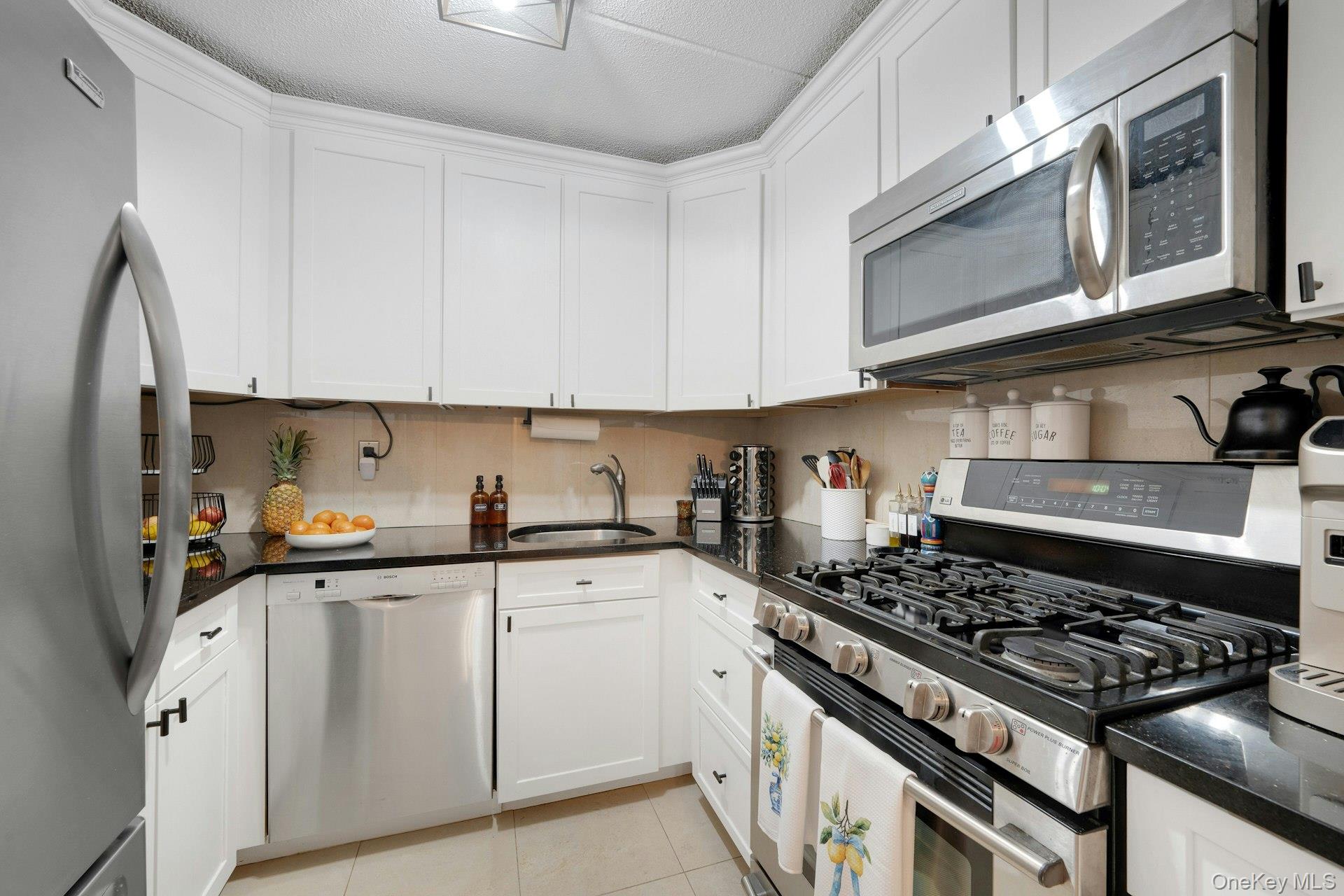 480 Halstead Avenue 2j Property Photo 9