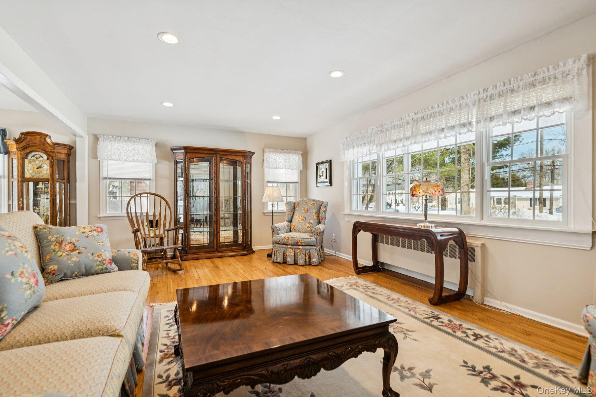 14 Hillside Avenue Property Photo 6
