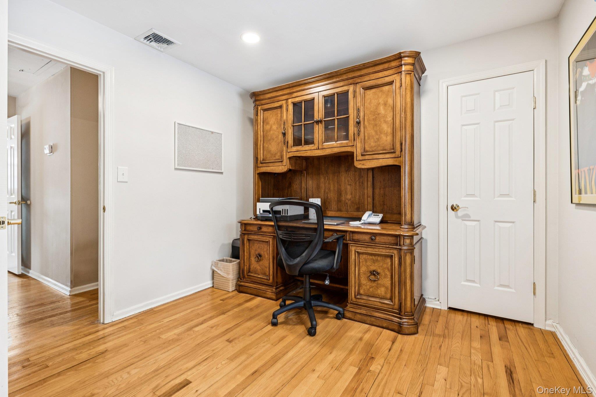 14 Hillside Avenue Property Photo 22