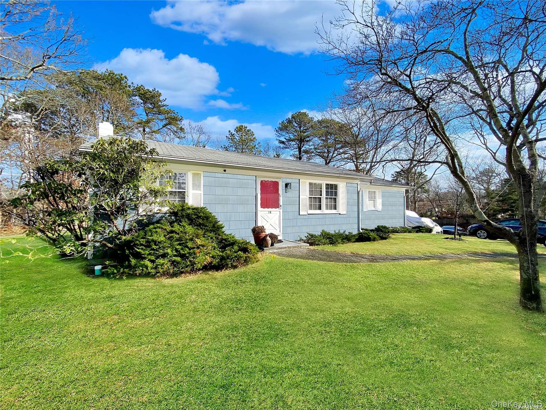18 Old Riverhead Road Property Photo 13