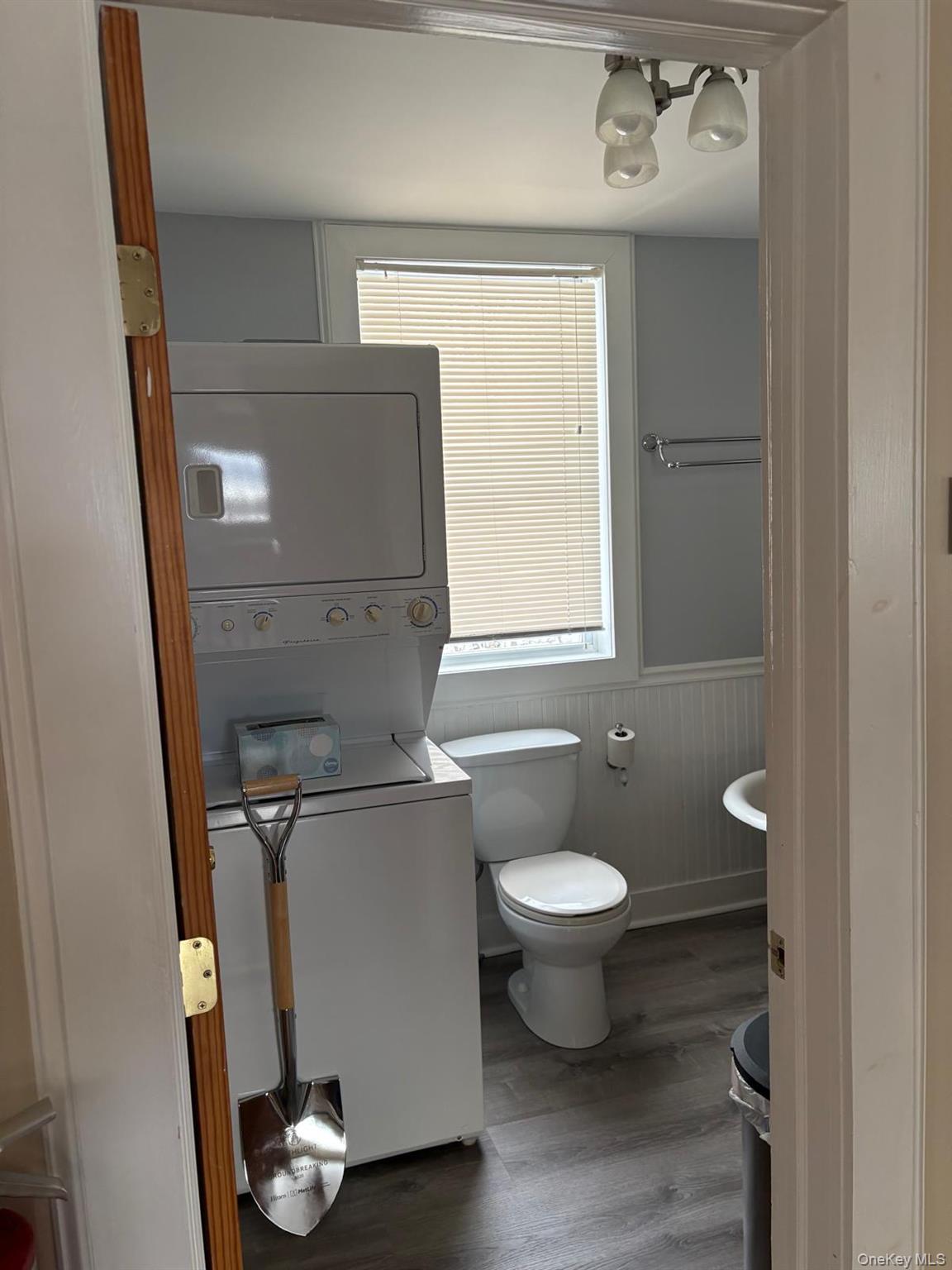 54 N Broadway Property Photo 10