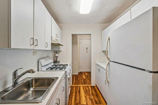 42-40 Bowne Street 1f Property Photo 8